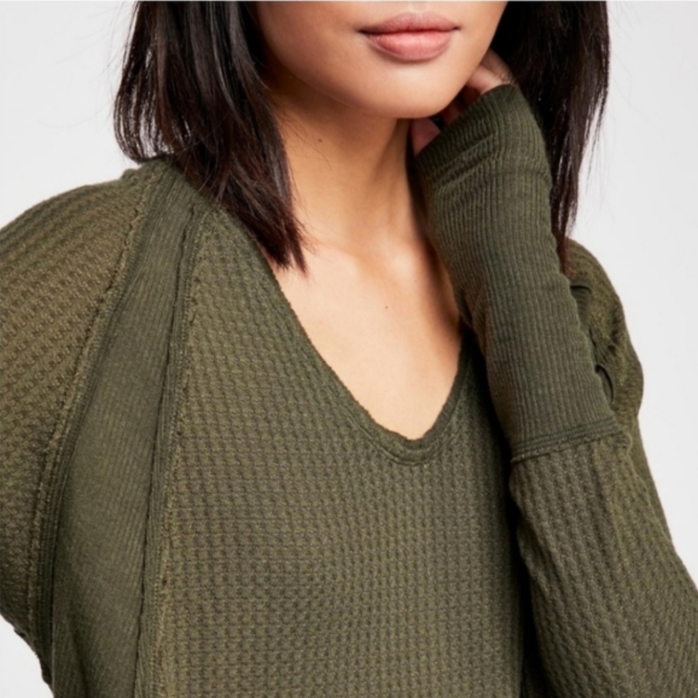 Free People Catalina Thermal Tee Long Sleeves Oversized Slouchy Olive Small EUC - Picture 7 of 15
